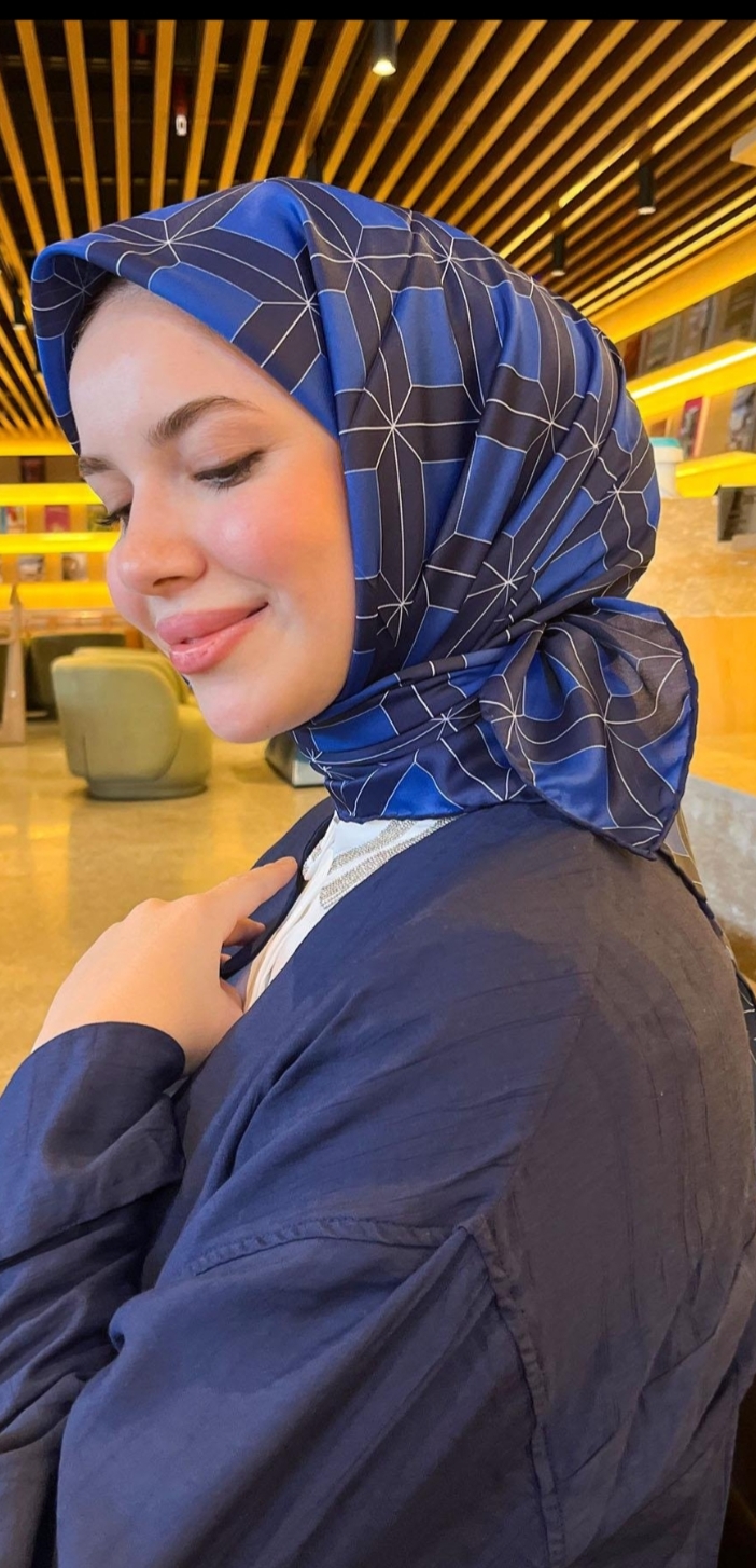 Vual eşarp